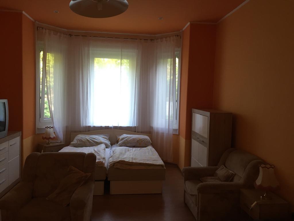 Pálma Apartmanház Siófok Exterior foto